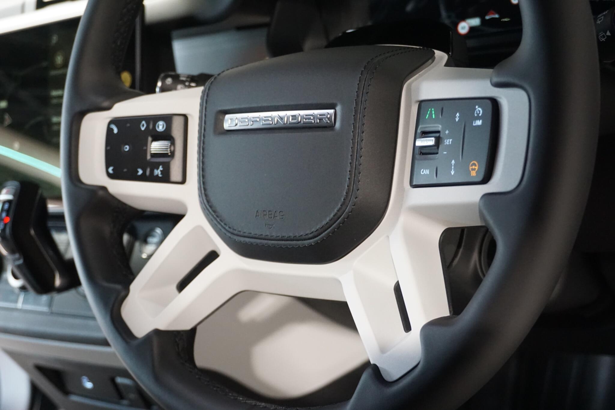Land Rover Defender 110 3.0 D350 MHEV X-Dynamic HSE Hard Top SUV 5dr Diesel Auto 4WD MWB Euro 6 (s/s) (350 ps)